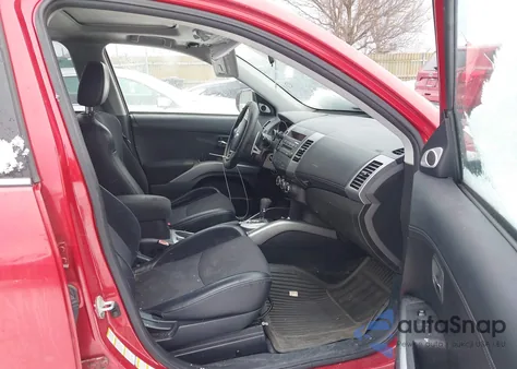 2010 Mitsubishi Outlander Gt z USA, uszkodzony, nr VIN JA4JT5AX2AZ008953